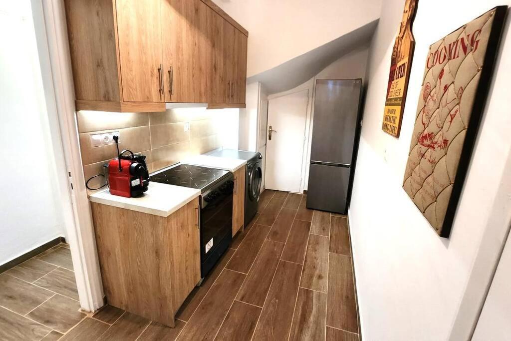 Gazi Apartment With Breakfast Athens Luaran gambar